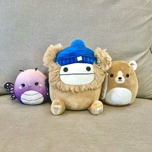Bundle of 3 Squishmallows!